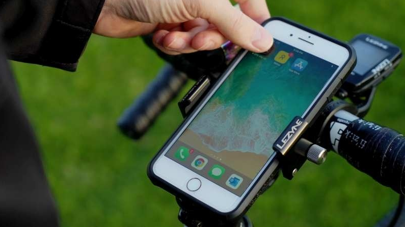 42B06CC0-FDFB-48EC-A4B6-E65A16AF0858